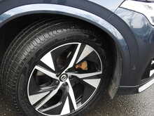 Volvo XC90 B5 MHEV R-Design