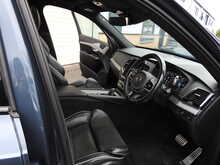 Volvo XC90 B5 MHEV R-Design