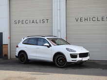 Porsche Cayenne T V8 Turbo
