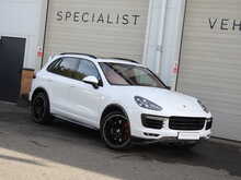 Porsche Cayenne T V8 Turbo