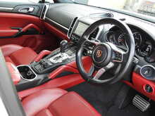 Porsche Cayenne T V8 Turbo