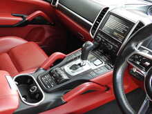 Porsche Cayenne T V8 Turbo