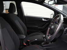 Ford Fiesta T EcoBoost ST-Line Edition