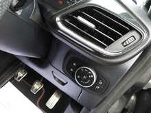 Ford Fiesta T EcoBoost ST-Line Edition