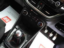 Ford Fiesta T EcoBoost ST-Line Edition