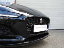 Jaguar F-Type V8 First Edition