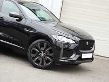 Jaguar F-PACE P300 300 Sport