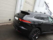 Jaguar F-PACE P300 300 Sport