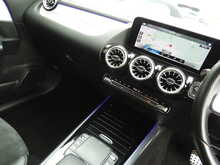 Mercedes-Benz B Class B200 AMG Line Edition