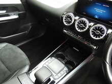 Mercedes-Benz B Class B200 AMG Line Edition