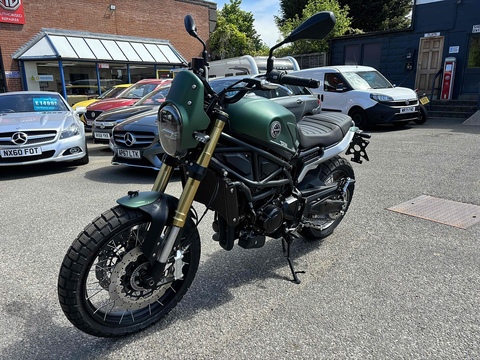 800 Trail E5 800 Motorbike Manual Petrol
