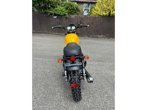 Scrambler Motorcycle 125 Petrol
