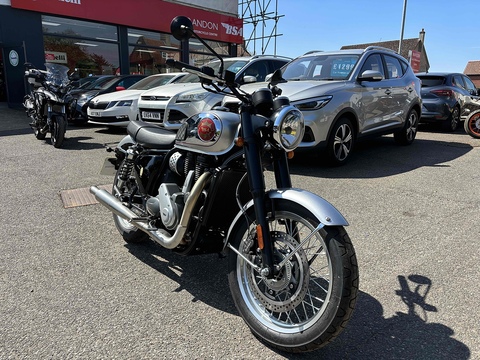 1 Motorcycle 652 Manual Petrol