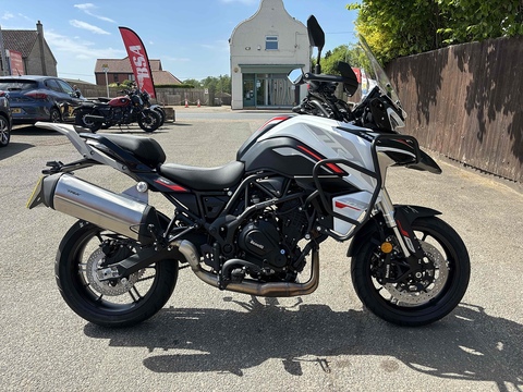 702 Adventure 700 Manual Petrol