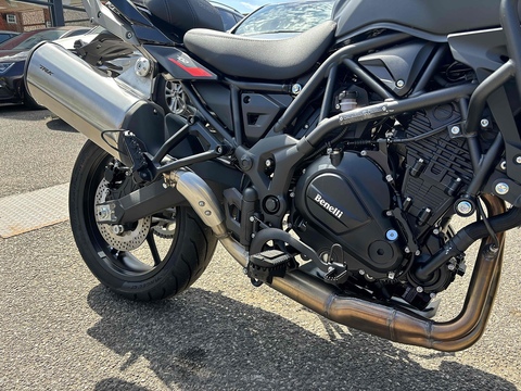 702 Adventure 700 Manual Petrol