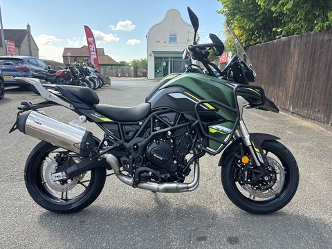 702 Adventure 700 Manual Petrol