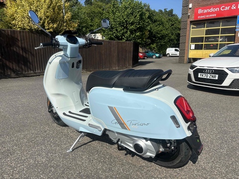 Air Cooled Round Light 125 Scooter AUTO Petrol E5