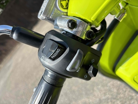 350 MT Scooter Petrol CVT Euro 5 (27 ps)