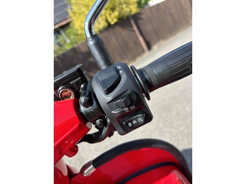 E5.5 Scooter 125 Auto Petrol