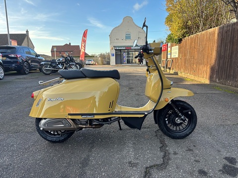 MT Scooter 308 Automatic Petrol
