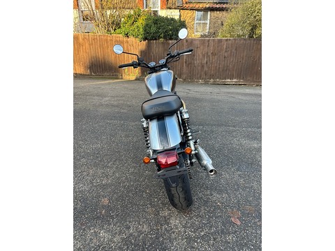 E5 Retro 652 Manual Petrol