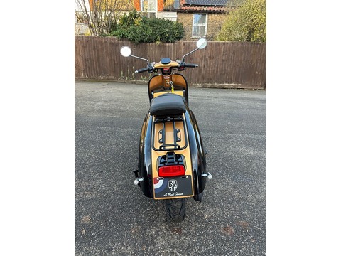 E5.5 Scooter 308 Automatic Petrol