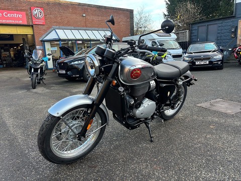 E5 Naked 652 Manual Petrol