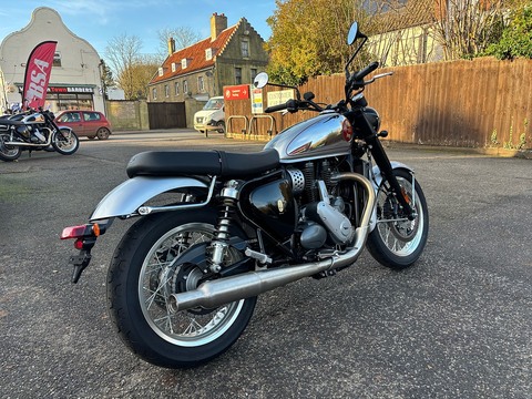 E5 Naked 652 Manual Petrol