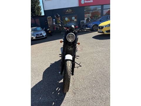 E5.5 Naked 334 Manual Petrol