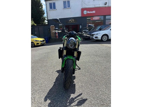 S E5 Motorbike 752 Manual Petrol