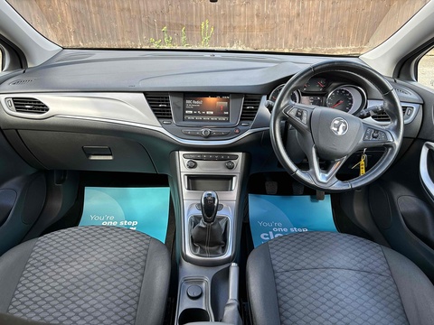 1.5 Turbo D Business Edition Nav Sports Tourer 5dr Diesel Manual Euro 6 (s/s) (122 ps)