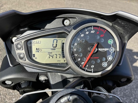 Speed Triple 1050   0.0  Petrol