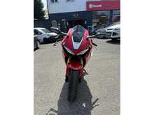 Honda CBR1000RR Fireblade  