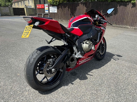 CBR1000RR Fireblade   0.0  Petrol