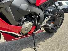 Honda CBR1000RR Fireblade  