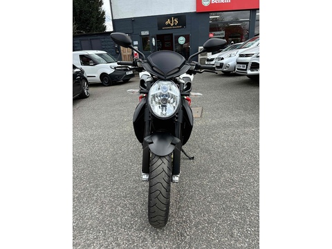 Brutale   0.0  Petrol