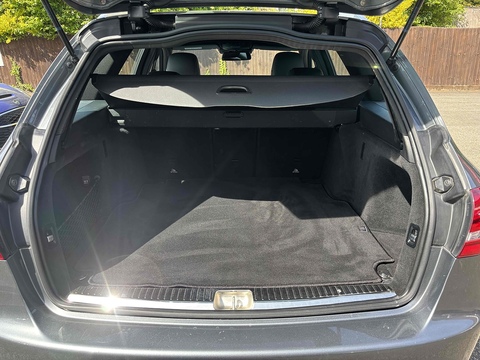 2.1 C220d AMG Line Estate 5dr Diesel G-Tronic+ Euro 6 (s/s) (170 ps)