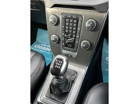 1.6 D2 SE Lux Hatchback 5dr Diesel Manual Euro 5 (s/s) (115 ps)