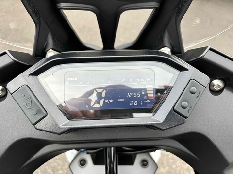 300 Adventure Petrol Manual Euro 5 (28 ps)