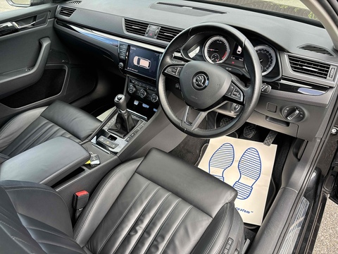 2.0 TDI Laurin & Klement Estate 5dr Diesel Manual Euro 6 (s/s) (150 ps)