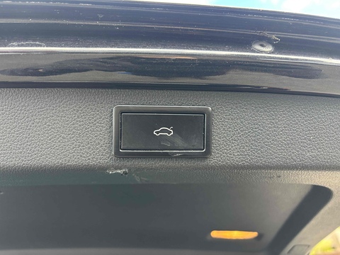 2.0 TDI Laurin & Klement Estate 5dr Diesel Manual Euro 6 (s/s) (150 ps)