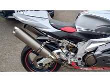 Aprilia RSV1000  