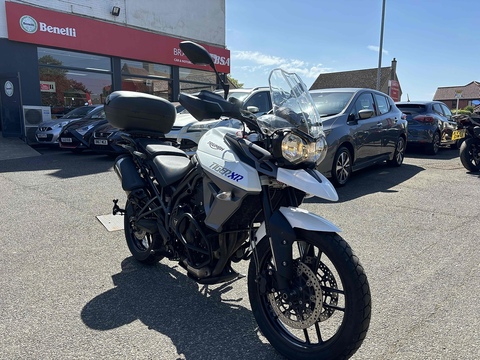 800 XR Adventure Petrol Manual (95 ps)