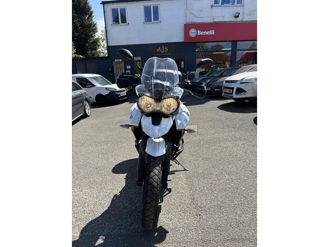 800 XR Adventure Petrol Manual (95 ps)