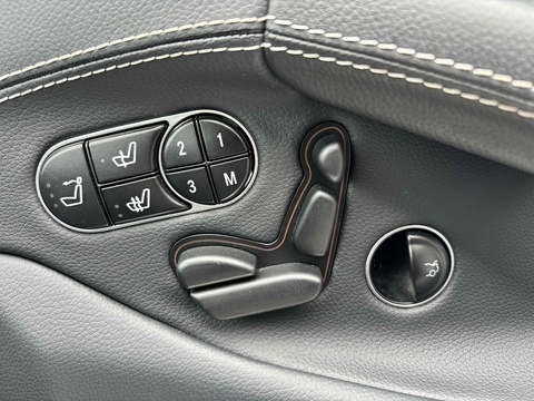 3.5 SL350 Convertible 2dr Petrol 7G-Tronic (226 g/km, 315 bhp)