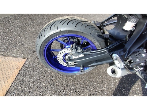 700 Adventure Petrol Manual Euro 5 (73 ps)