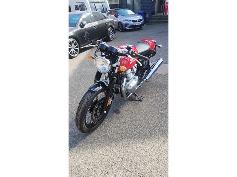 650 Roadster/Retro Petrol Manual Euro 5 (47 ps)