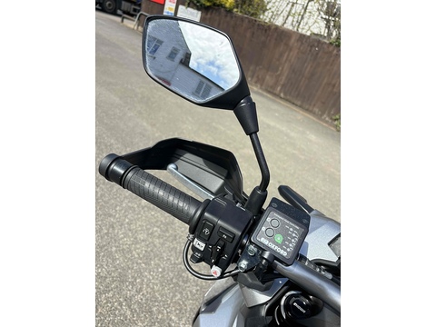 350 Scooter Petrol CVT V-Belt Euro 5 (29 ps)