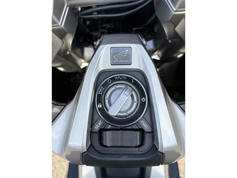 350 Scooter Petrol CVT V-Belt Euro 5 (29 ps)