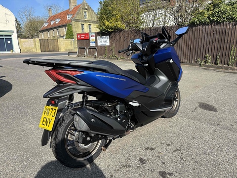 350 Scooter Petrol CVT V-Belt Euro 5 (30 ps)